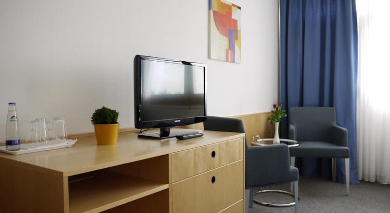 Comfort Hotel Atlantic Muenchen Sued Οττομπρούν Εξωτερικό φωτογραφία